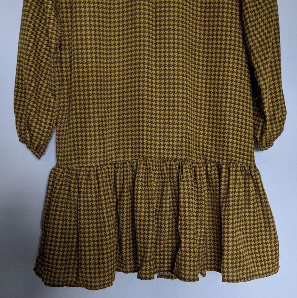 Mustard houndstooth ruffle hem dress - Picture 5 of 10